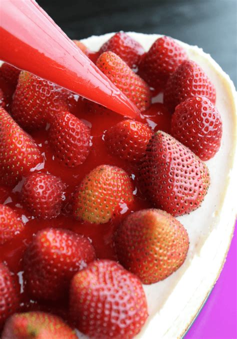 cheesecake  fresh strawberry topping simply  recipes