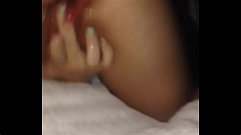 huge squirting orgasm making my wifes hot pussy cum please comment xvideos