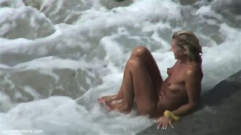 Naked Blonde On The Beach Eporner