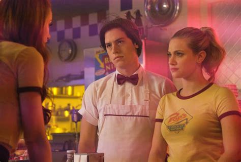 riverdale season 2 streaming how to watch riverdale online tv and radio showbiz and tv