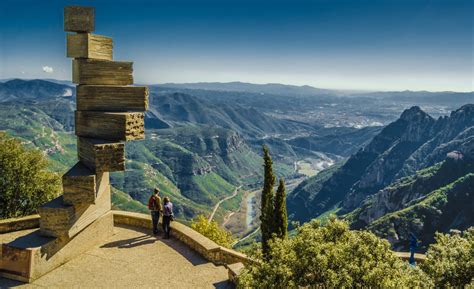 montserrat tour from barcelona with tapas and wine tourist journey