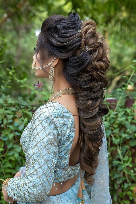 Indian Bridal Messy Hairstyle Wavy Haircut