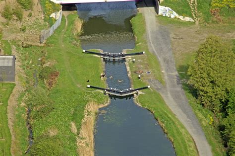 grand canal lock   dublin western industrial estate ireland lock