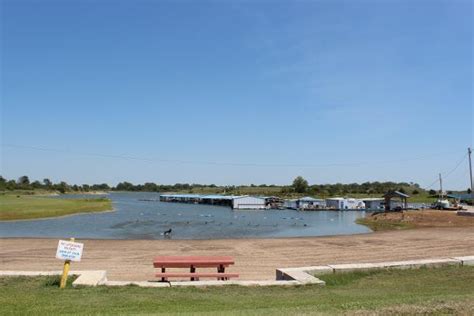 Thunderbird marina milford kansas