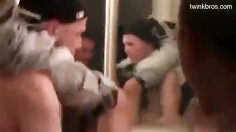 Going In On A Frat Guy In The Bathroom Porndroids