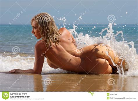 Free nudist sex thumbs