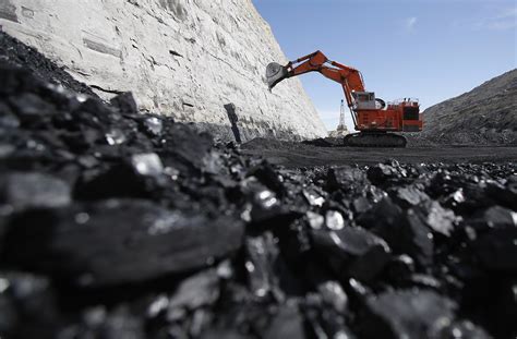 charts  show  trump  deliver   coal promises brookings