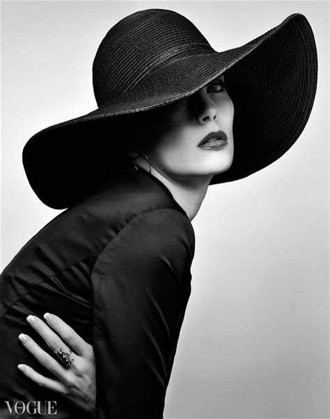 74 Best Fancy Hats Images On Pinterest Hang Hats Women