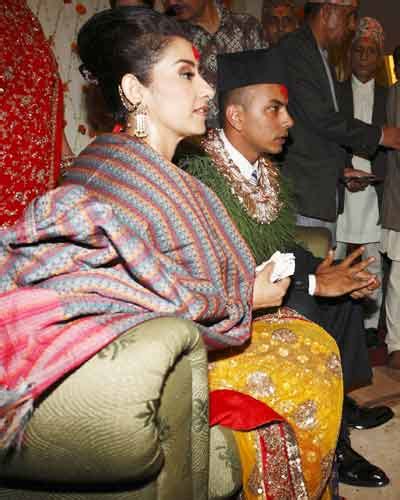 manisha koirala ends her marriage with samrat dahal