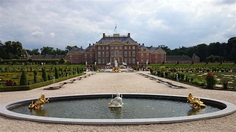 paleis het loo grand homes royal palace loos maxima regina fountains ticket holland dutch