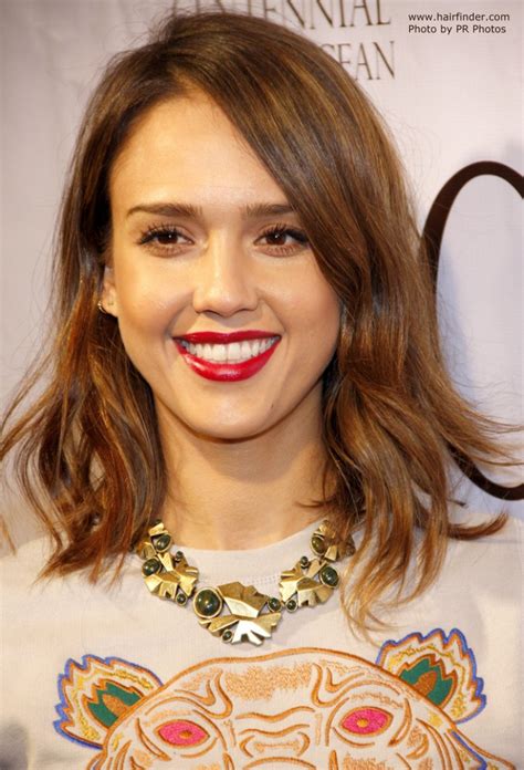 Jessica Alba Soft And Wavy Medium Length Hairstyle With