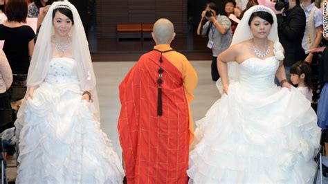 two buddhist brides wed in taiwan cnn