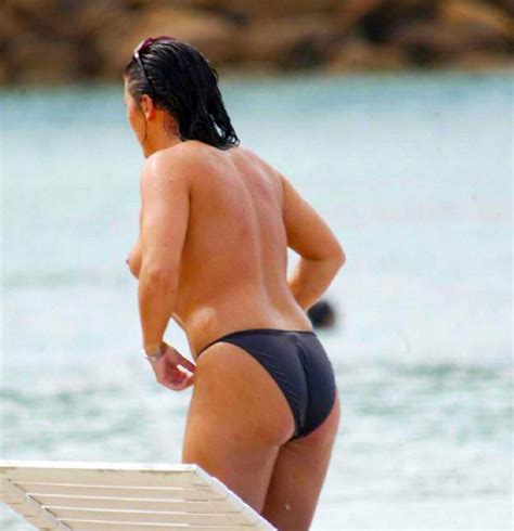 English Actress Jessie Wallace Naked Leaked Pussy Pic Nip Slip Photos