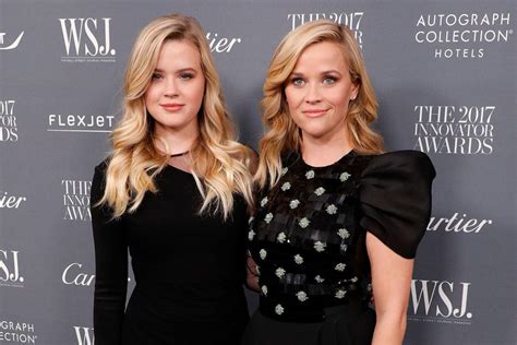 reese witherspoon and daughter ava phillippe gave us another uncanny
