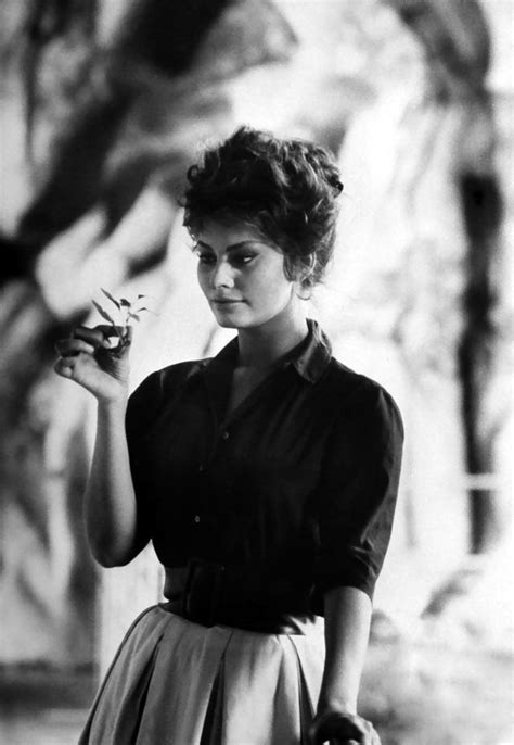Sophia Loren Photographed Alfred Eisenstaedt Naples 1961 Sophia