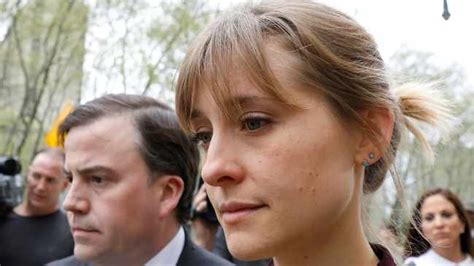 Smallville Actress Allison Mack Gets 3 Years In Prison
