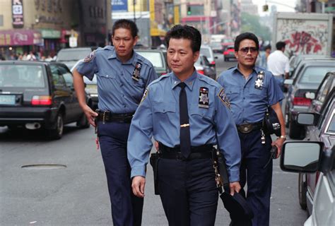 fashion police why nypd officers dress like the