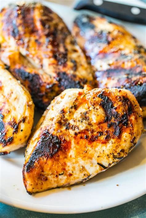 perfect grilled chicken breasts the best grilled chicken recipe ever