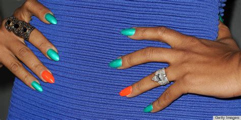 The Best Nail Polish Colors For Tanned Skin Photos