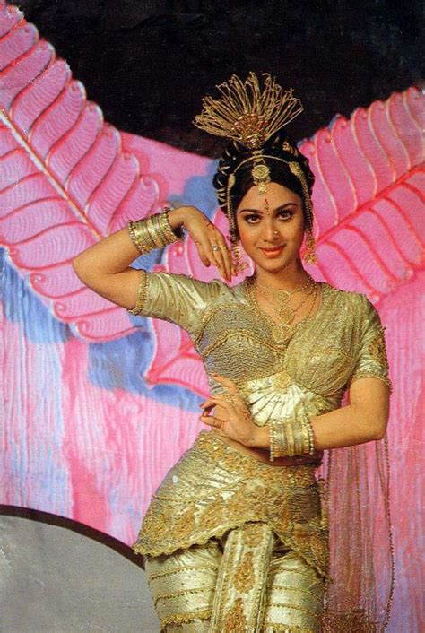 70 best meenakshi sheshadri images on pinterest indian beauty bollywood actress and indian