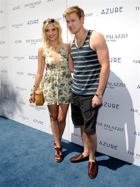 chord celebrating ldw at the azure pool at the palazzo