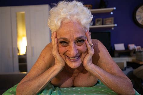 tinder gran ready for love after decades of hookups