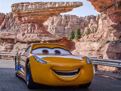 cruz ramirez  cars  rolls  disney theme parks  meet