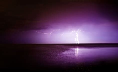 purple lightning zenimagery