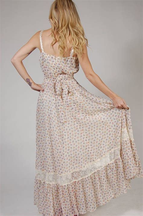 Vintage 70s Boho Maxi Dress White Floral Long Prairie Dress Etsy