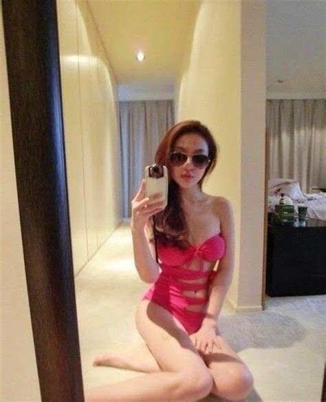 naked and selfies of a sexy chinese amateur model my asian gfs
