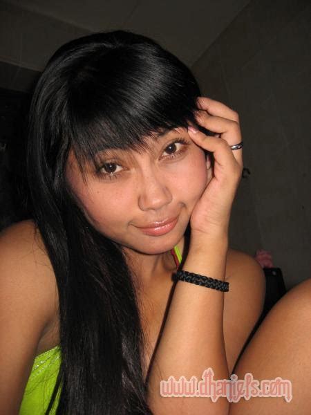 Gadis Abg Pamer Foto Di Fs Sexy Banget Dah