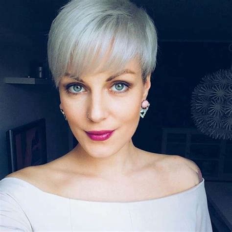 Short Hairstyle Grey 2016 Fashion And Women