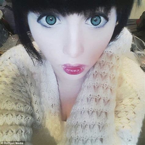 meet the australian teen who transforms herself into a japanese anime character daily mail online