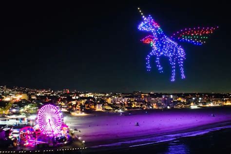 hot  drones   advertising  drone light shows