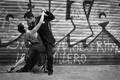 Tango On The Streets Of Buenos Aires Argentina Annie Armitage Photography