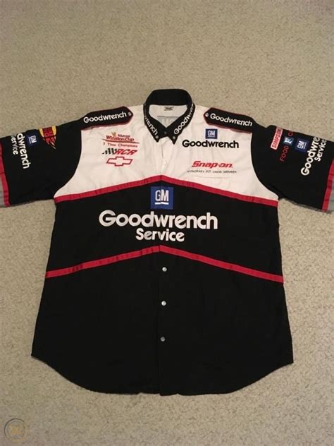 Nascar Race Used Dale Earnhardt Sr Goodwrench Pit Crew Shirt 1928099045