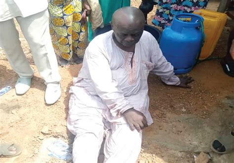 Sympathisers Rescue 67 Year Old Man Who Jumped Into Kwara