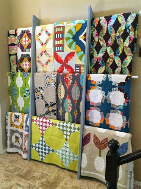 tuesday tips displaying quilts sew kind  wonderful
