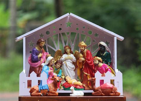 buy arte house complete christmas nativity crib set   piecesreal