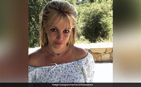 Britney Spears Slams Fast Food Employee For Consoling Her After She