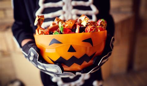 halloween  safety tips  trick  treaters hawaii home