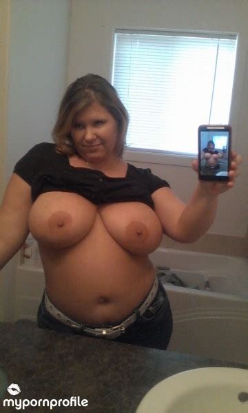 mature sex chubby mature milf nude selfie