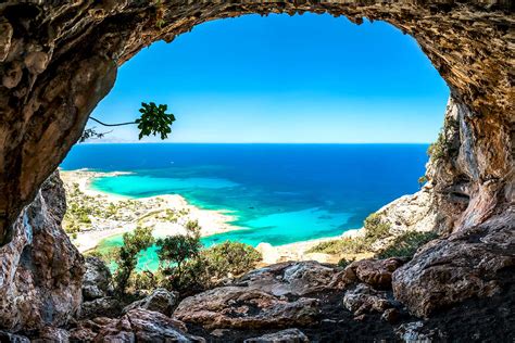 charming greek islands    visit nomad paradise