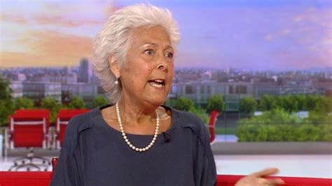 lynda bellingham decision to give up chemotherapy a relief bbc news