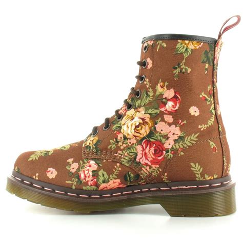 dr martens   eye   taupe victorian flowers