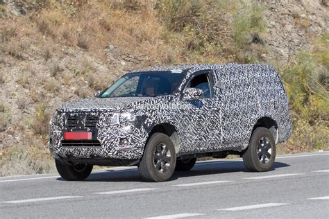 Next-Gen 2019 Nissan Pathfinder Spied, Shows Radical Front