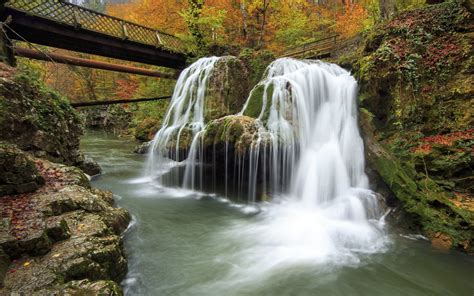 beautiful waterfalls     world wtop news