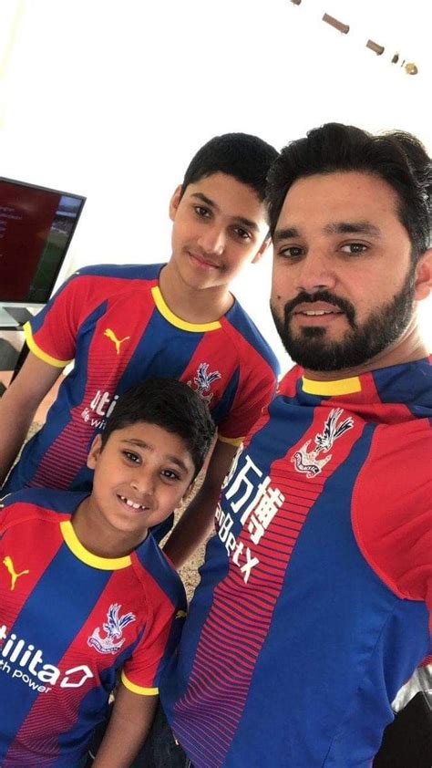 azhar ali with his sons sports lover beautiful wife