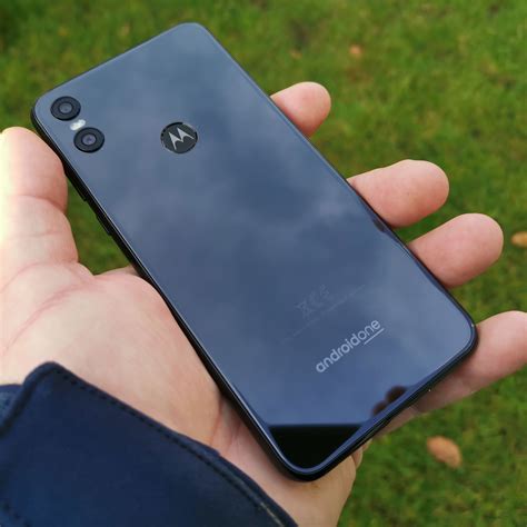 review motorola  android  smartphone gadgetgearnl