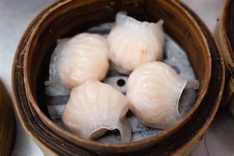 har gow chinese shrimp dumplings  ways delicious